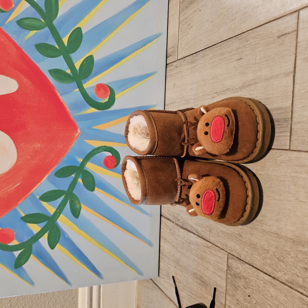 Brown Kids Boots with Reindeer Design